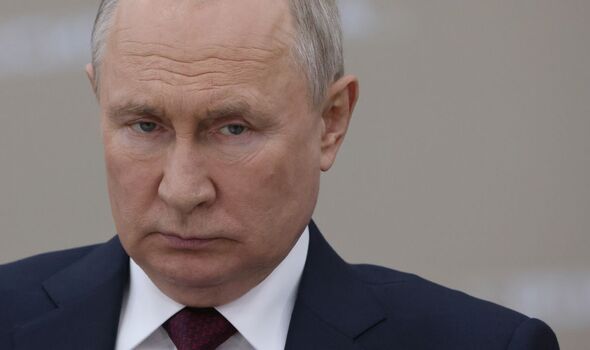 Putin in ‘dangerous’ position after ‘major embarrassment’ of Luna-25 crash