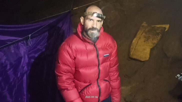 Rescue begins for American trapped 3,000 feet inside Turkish cave