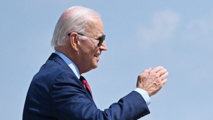 Biden campaign offers perks to donors