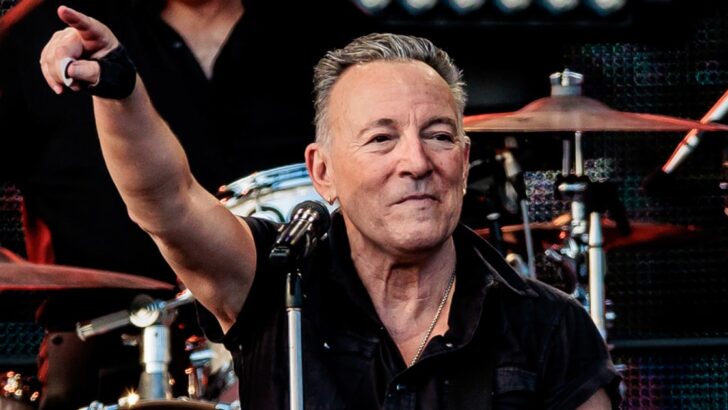 Bruce Springsteen postpones rest of shows this year because of peptic ulcer disease